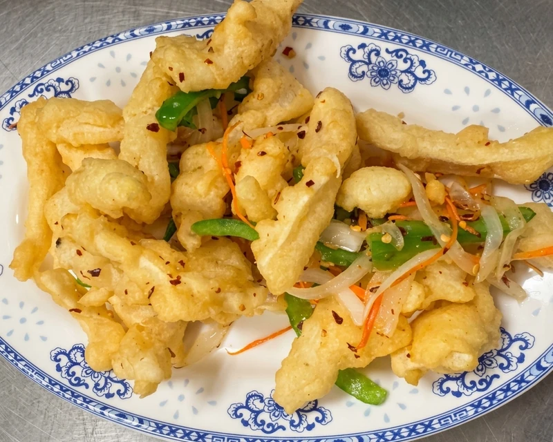 Crispy salt and pepper squid at Leo Fu's Szechwan and Mandarin Restaurant, Calgary